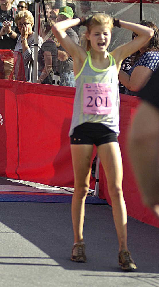 Allie Ostrander beats all the boys in junior Mount Marathon race