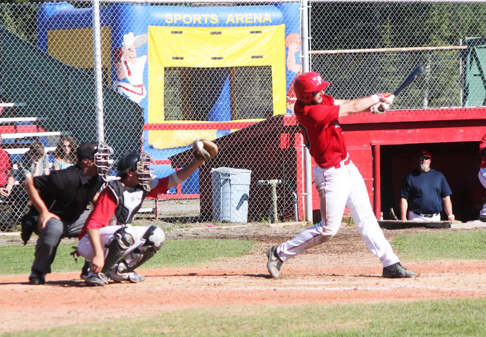 Oilers, Panners split twin bill