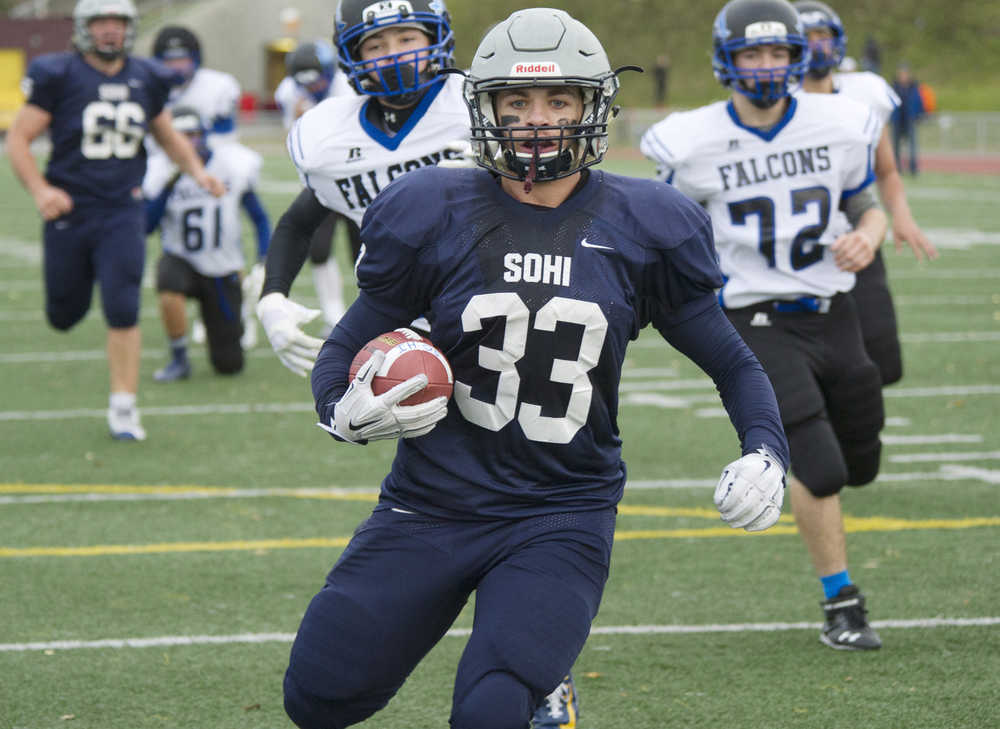 Soldotna's Mason Prior runs for a touchdown vs. Thunder Mountain.   Photo for the Empire by Michael Dinneen