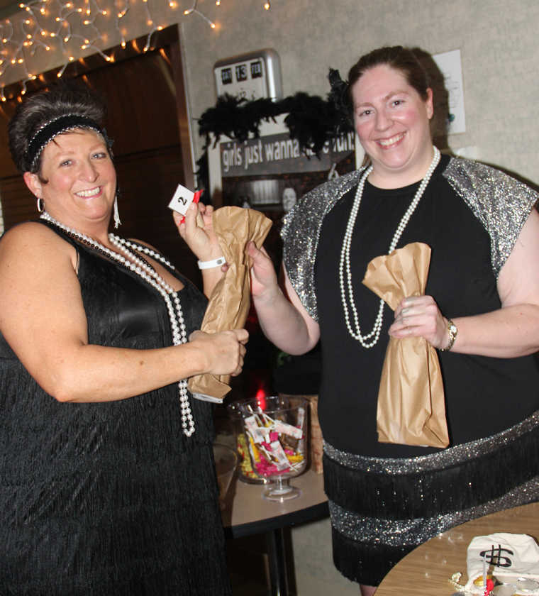 Roaring 20's raises fun and funds