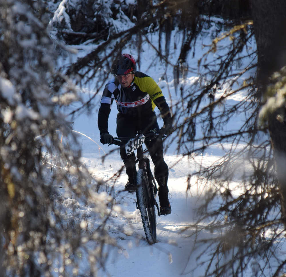 Cyclists take on Polar Vortex