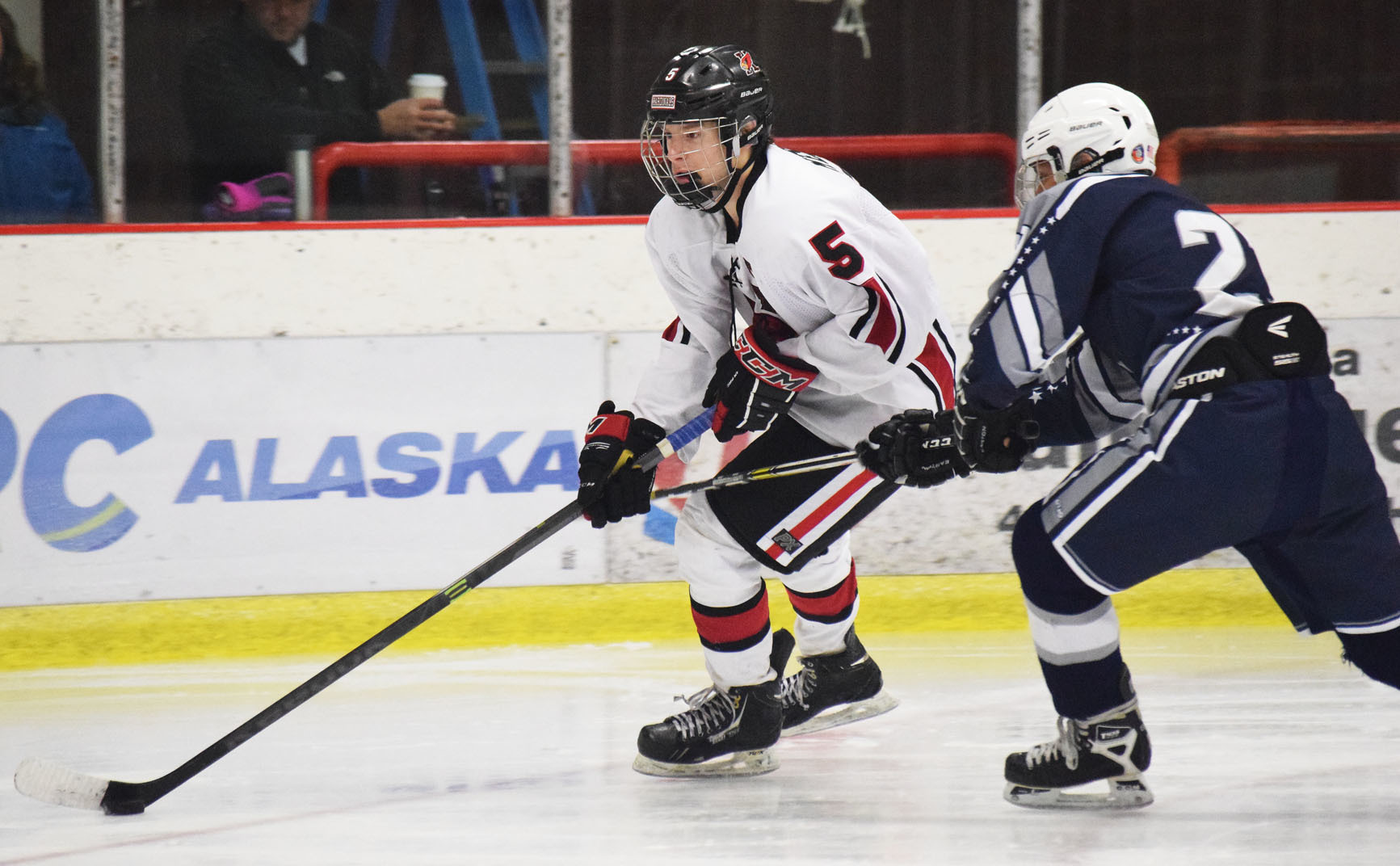 SoHi hockey tops Kenai to grab 3rd region seed