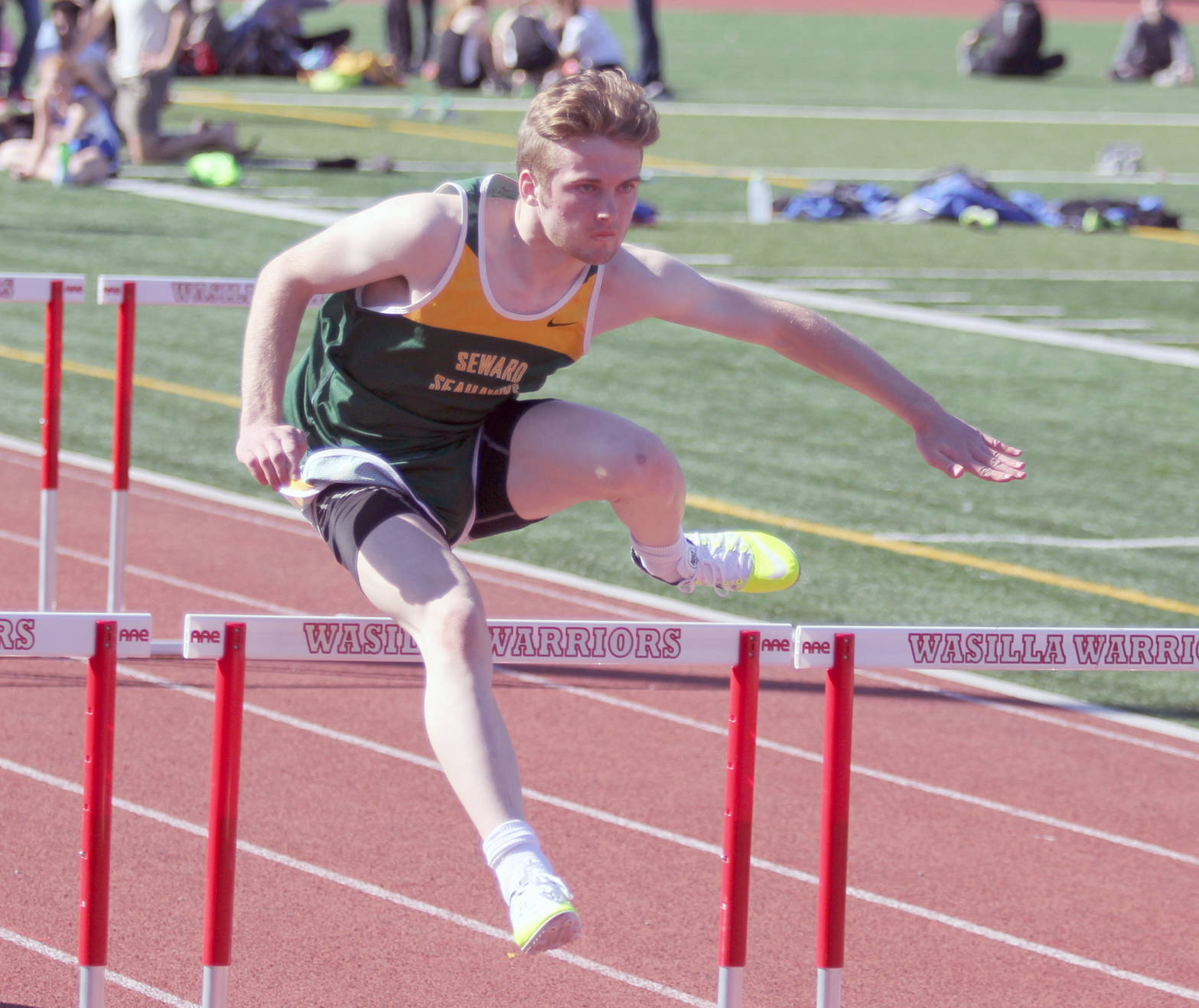 Seward’s Trapper Allen competes Friday at Wasilla Warriors Track Mania at Wasilla High School. (Photo by Jeremiah Bartz/Frontiersman.com)