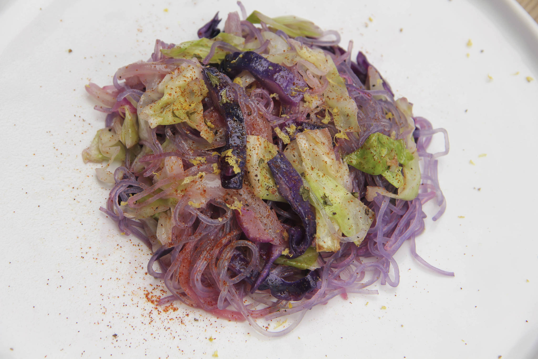 This June 24 photo shows a recipe for kelp noodles and cabbage in Coronado, Calif. This dish is from a recipe by Melissa d’Arabian. (Melissa d’Arabian via AP)