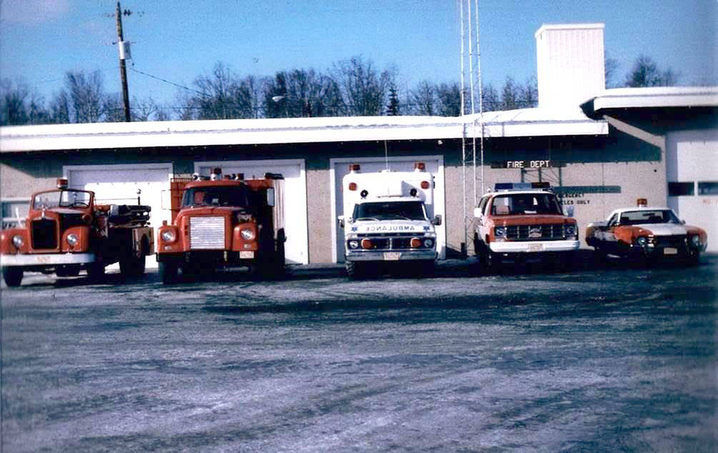 This 1976 photo shows emergency vehicles parked at Central Emergency Services’ Station 1 in Soldotna, Alaska. (Photo courtesy the Kenai Peninsula Borough)