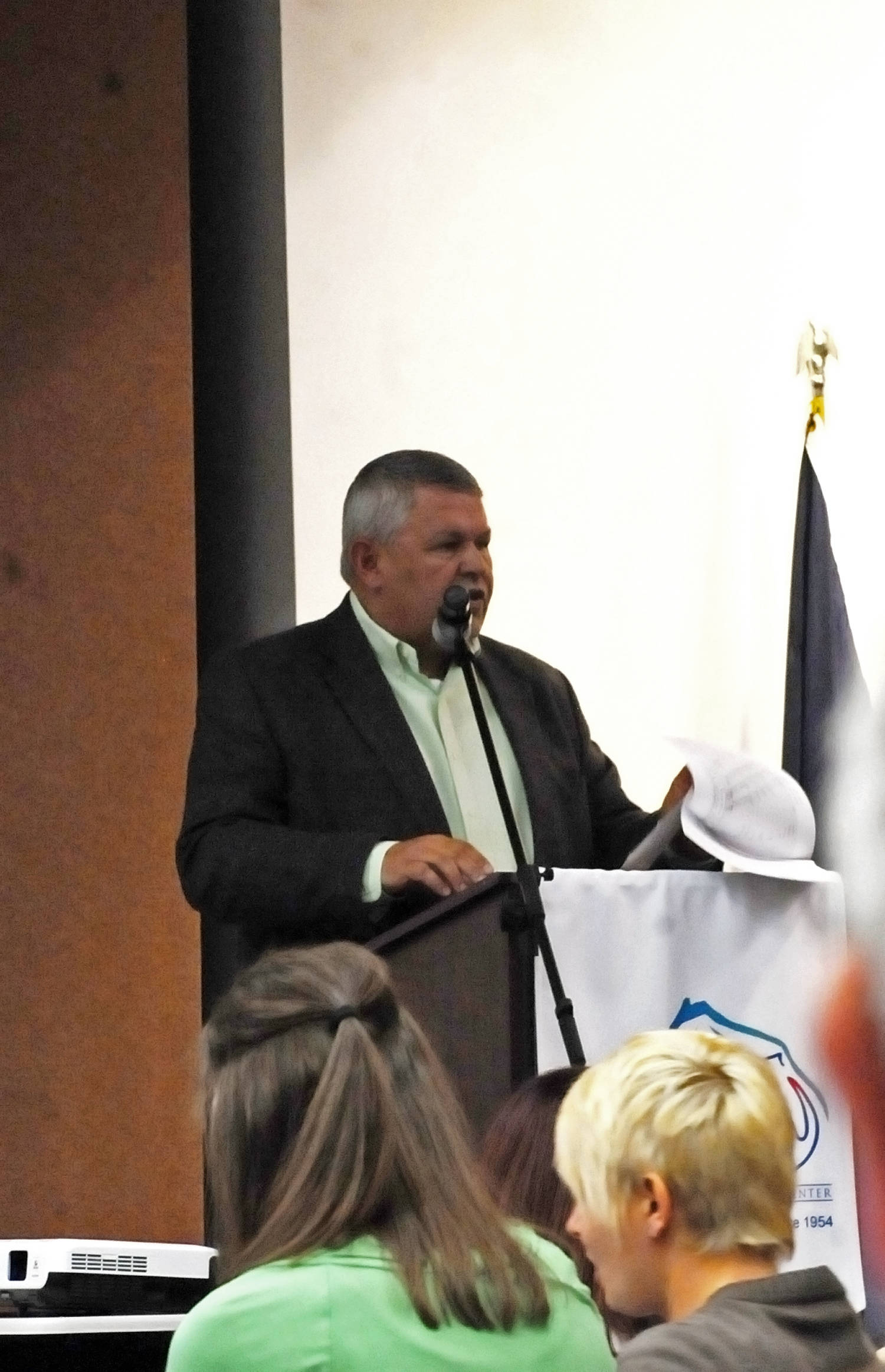 Kenai Peninsula Borough Mayor Charlie Pierce speaks to the joint Kenai and Soldotna chambers of commerce at a luncheon Wednesday, April 18, 2018 in Kenai, Alaska. (Photo by Elizabeth Earl/Peninsula Clarion)