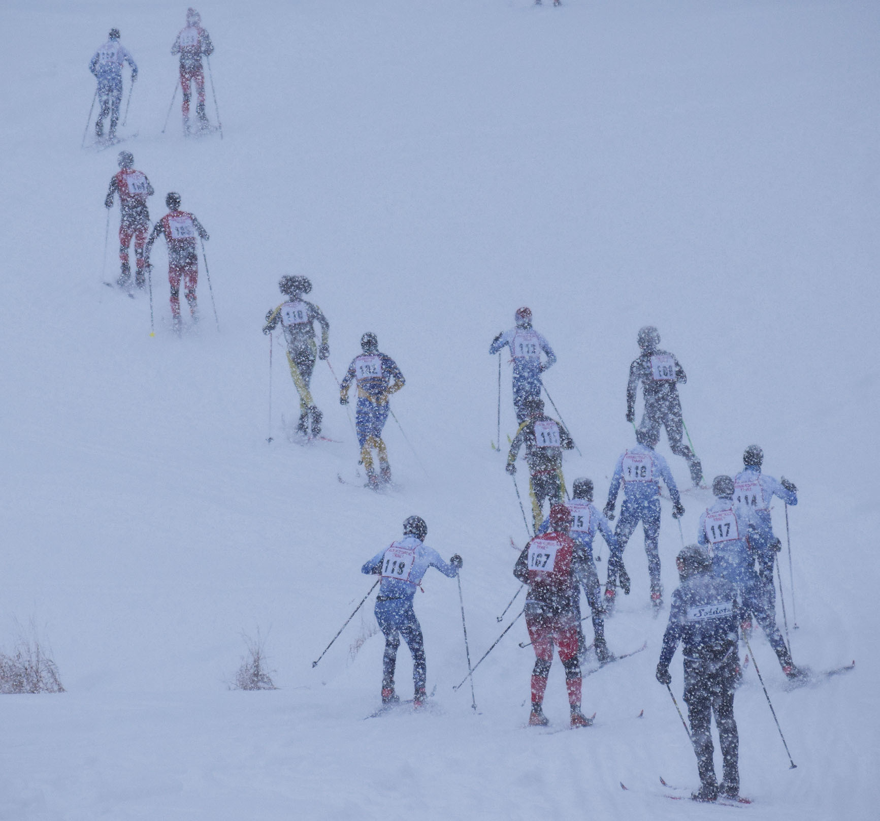 Local skiers battle blizzard at Kenai Klassic