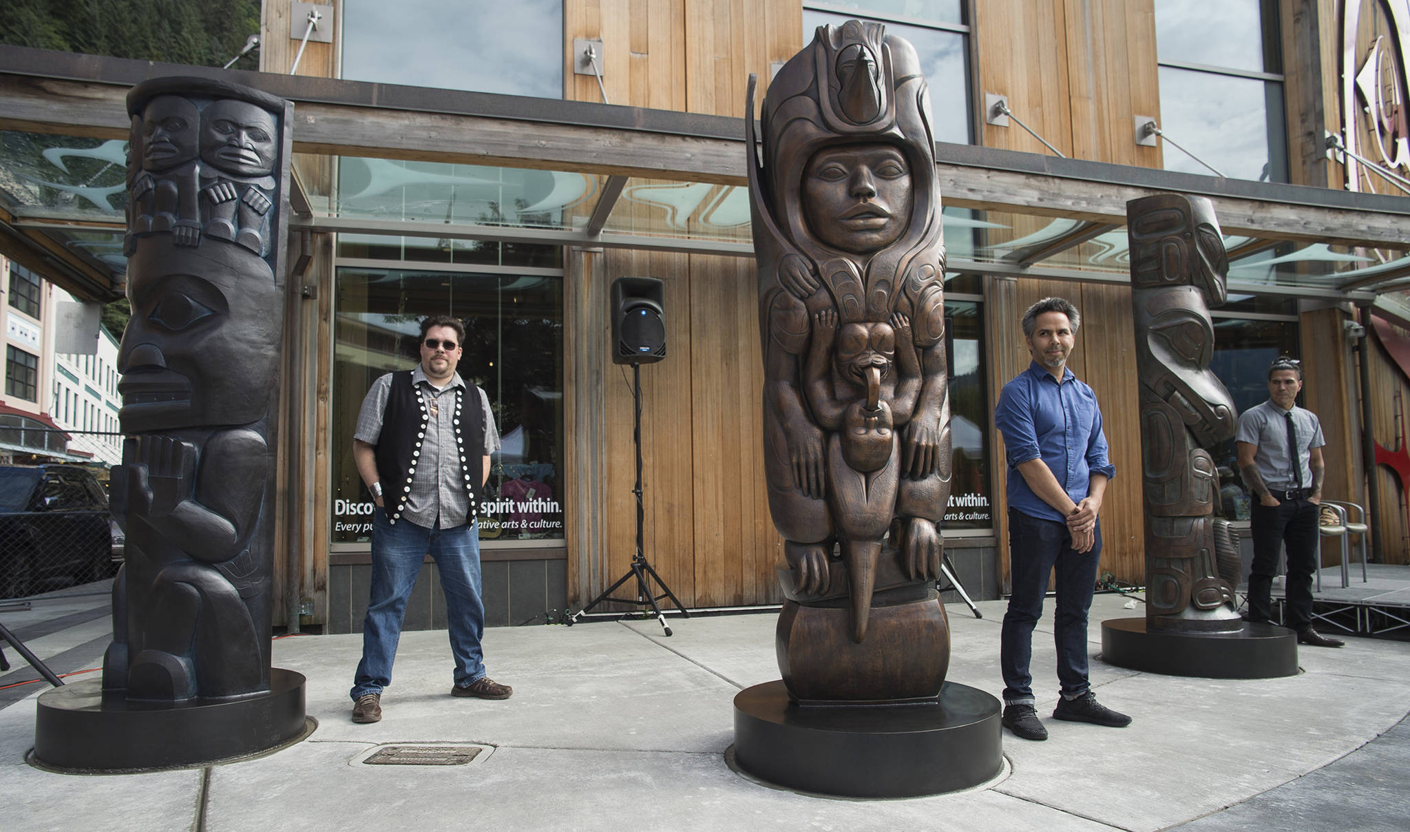 New bronze posts preserve Tlingit, Haida and Tsimshian art