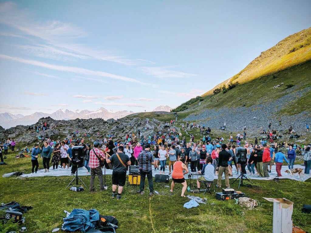 Blackwater Railroad Company performs in the Marathon Bowl on Sunday, Sept. 2, drawing a crowd up the trails and to their live performance. (Photo by Derek Johnson)