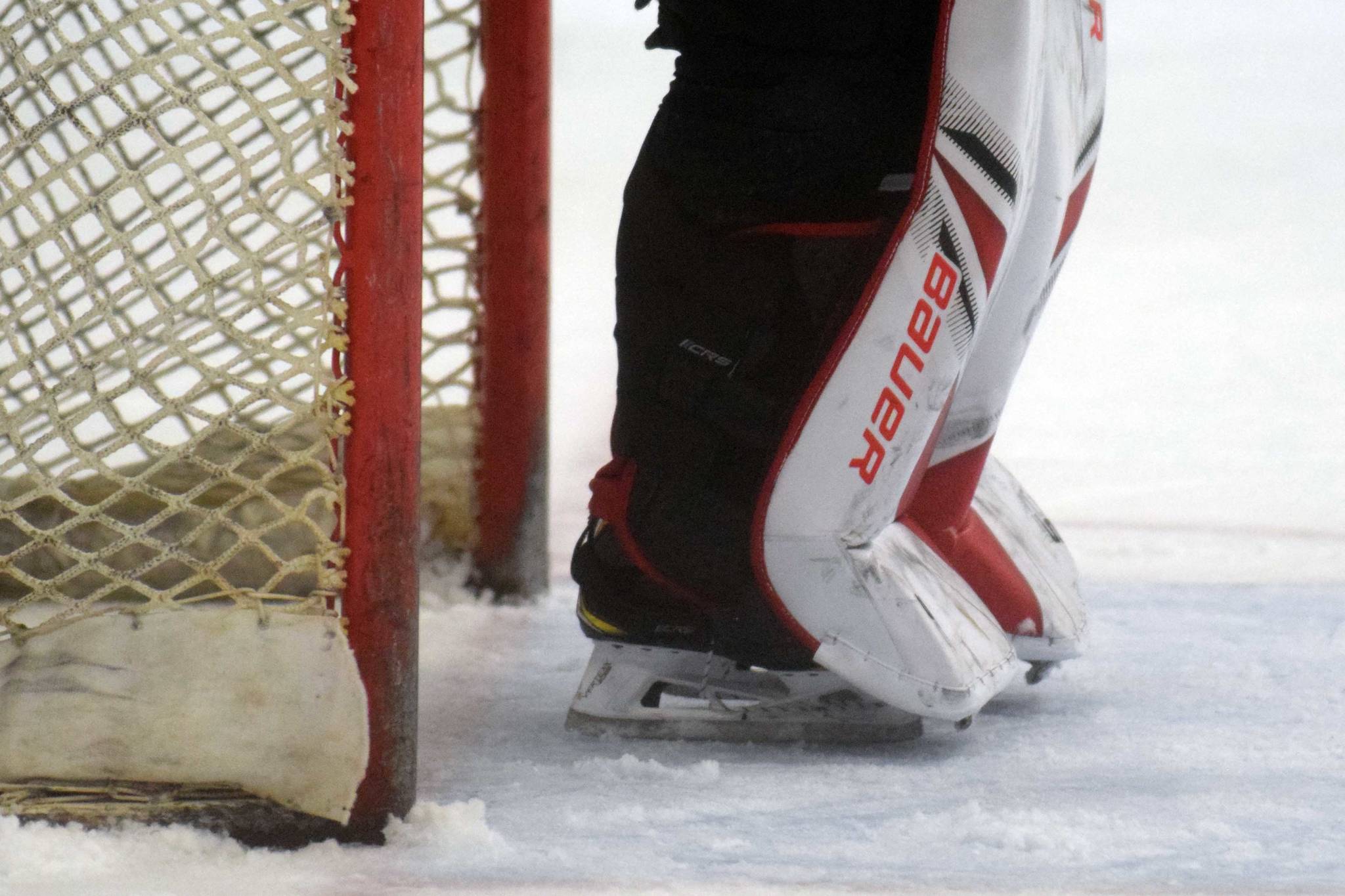 Kenai, Homer hockey lose on 1st day