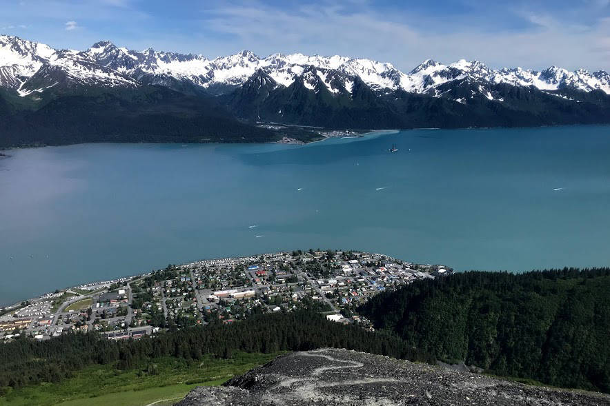 Fishing vessel sinks in Seward Harbor