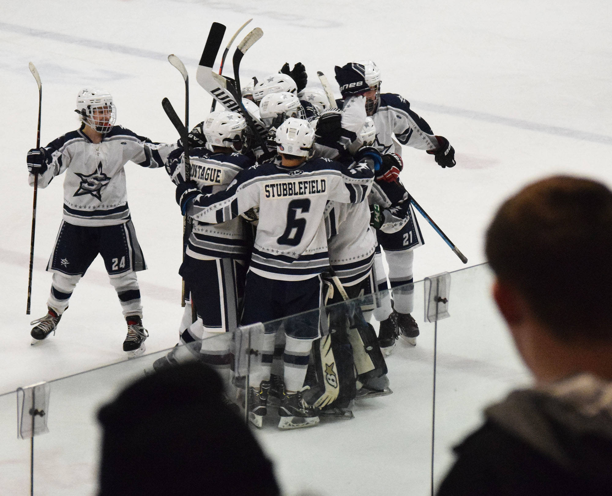 SoHi hockey beats Palmer, clinches top seed for state
