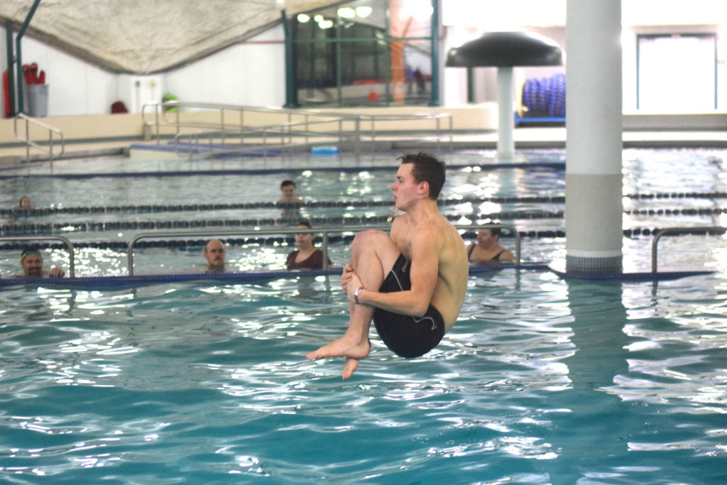 Nikiski Pool holds first ever cannonball contest Peninsula Clarion