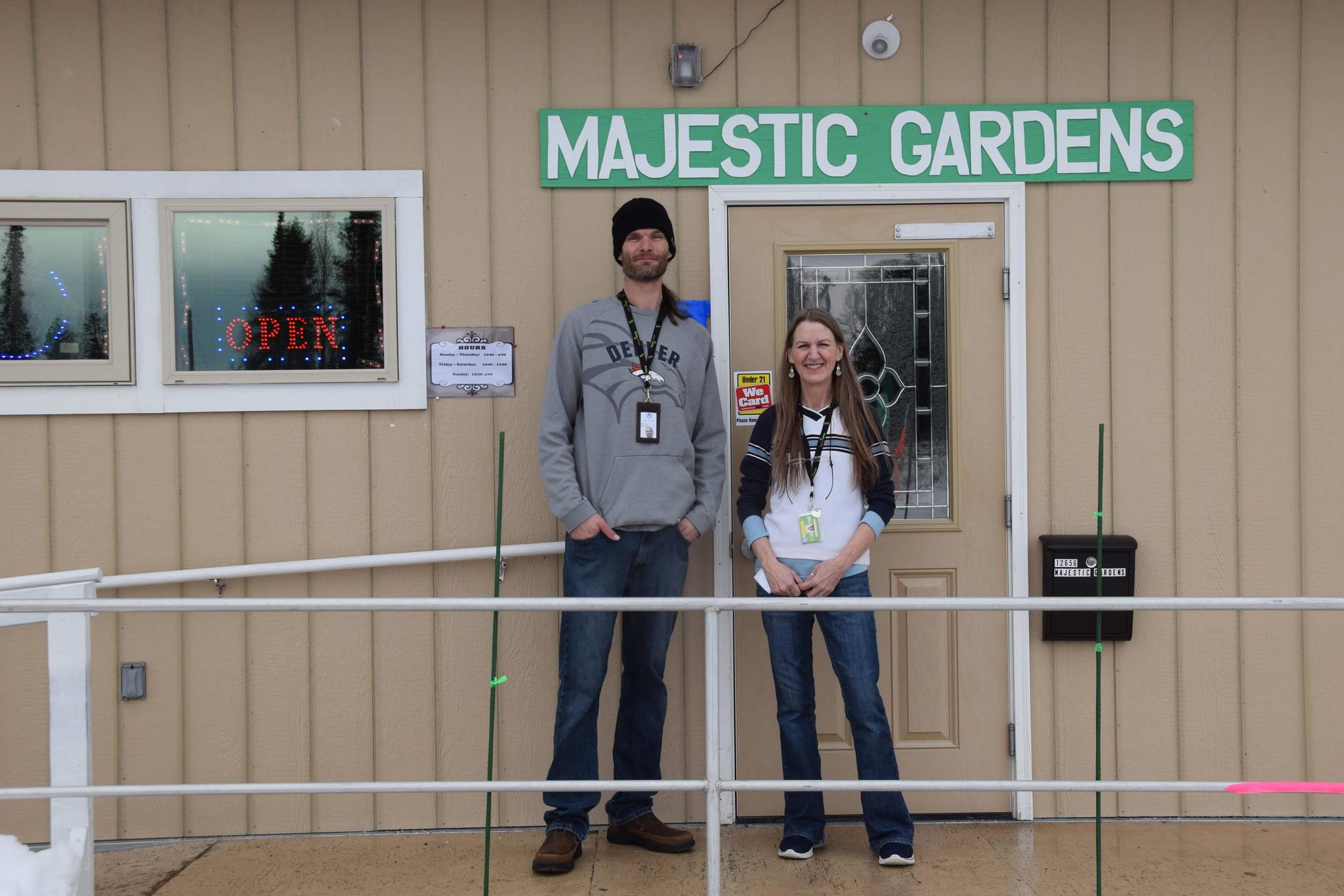 Cazin Daly and owner Deniece Isaacs stand outside of Majestic Gardens in Kenai on Friday. (Photo by Brian Mazurek/Peninsula Clarion)