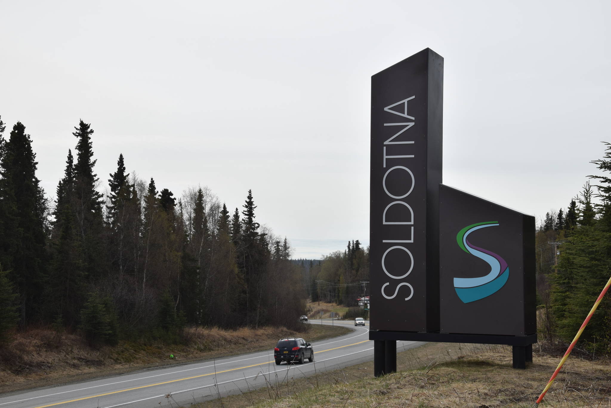 A new sign welcoming people to the City of Soldotna is photographed on May 1, 2019, in Soldotna, Alaska. (Photo by Brian Mazurek/Peninsula Clarion)