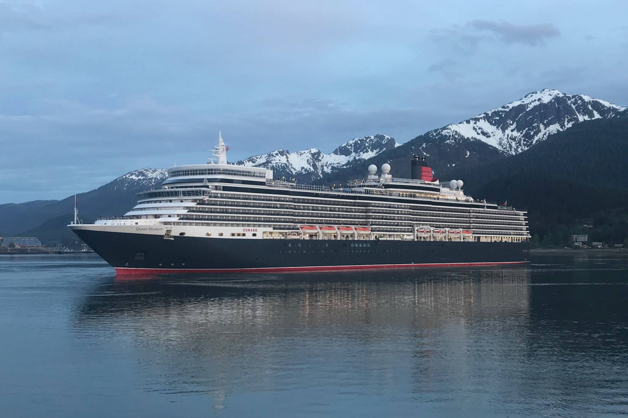 Cunard’s Queen Elizabeth prepares to leave Juneau on Saturday, May 18, 2019. (Alex McCarthy | Juneau Empire)