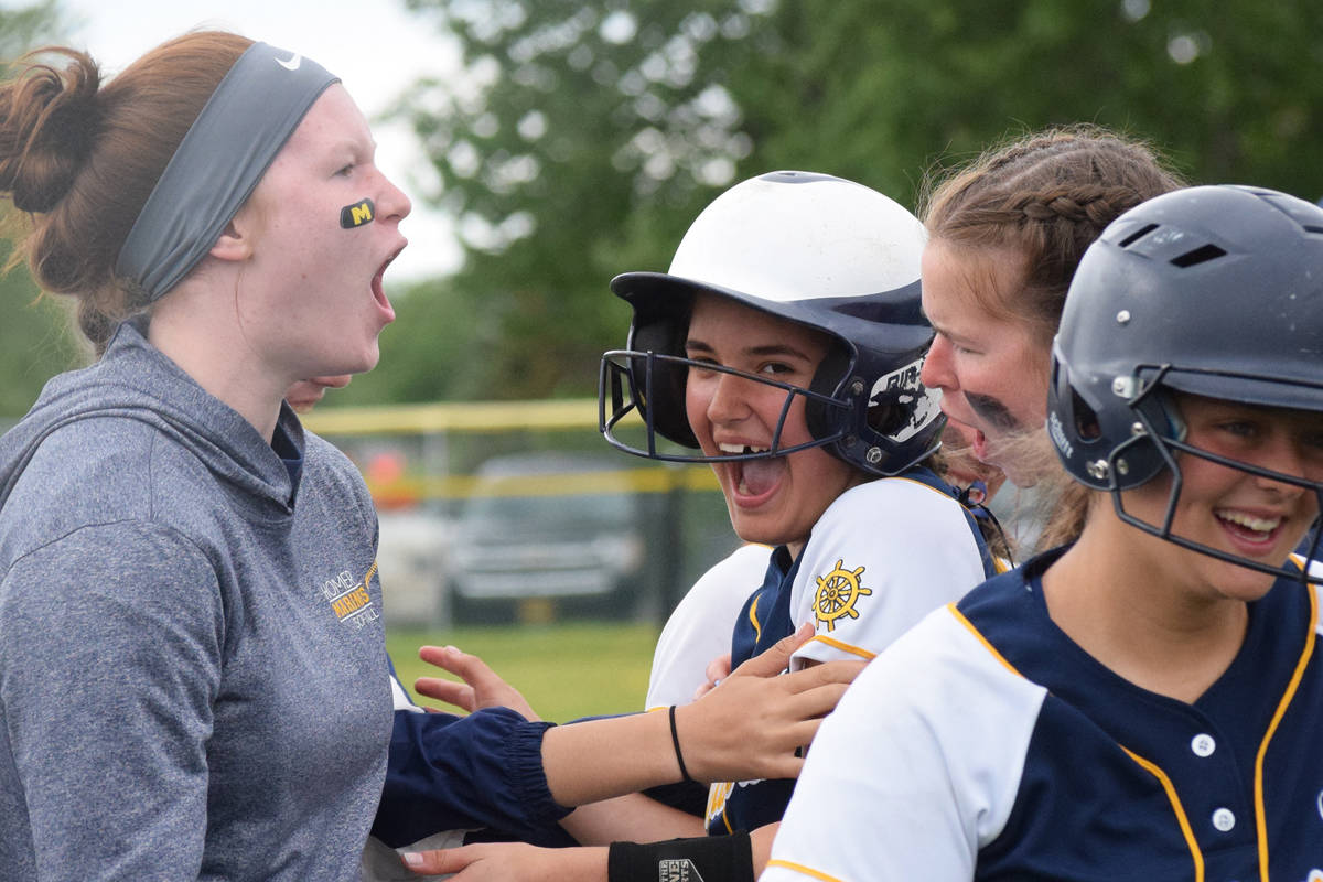 Friday: Homer wins 2 of 3 at state softball, still in mix for title