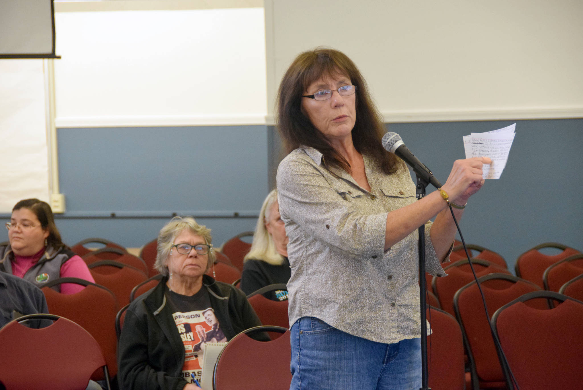 Brian Mazurek / Peninsula Clarion                                 Nikiski resident Linda Huhndorf speaks to members of the Federal Energy Regulatory Commission regarding the draft environmental impact statement for the Alaska LNG Project at the Nikiski Community Recreation Center on Wednesday.