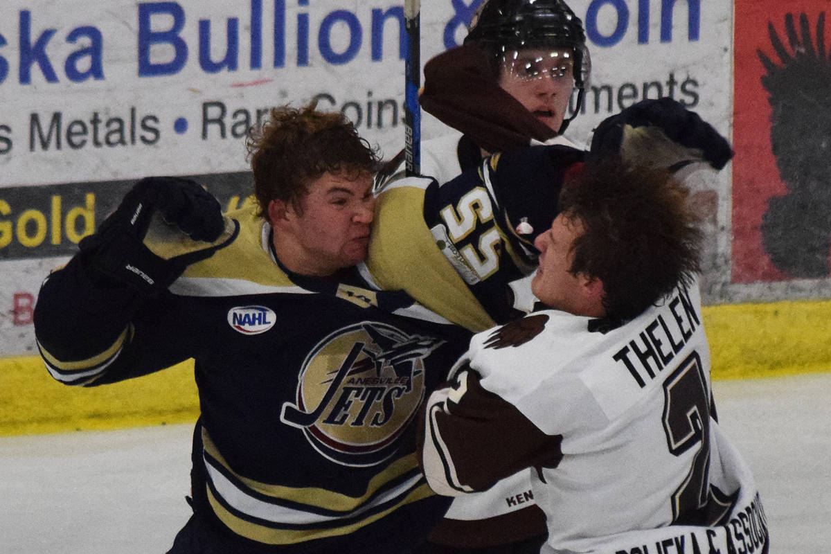 Brown Bears clinch weekend series over Jets