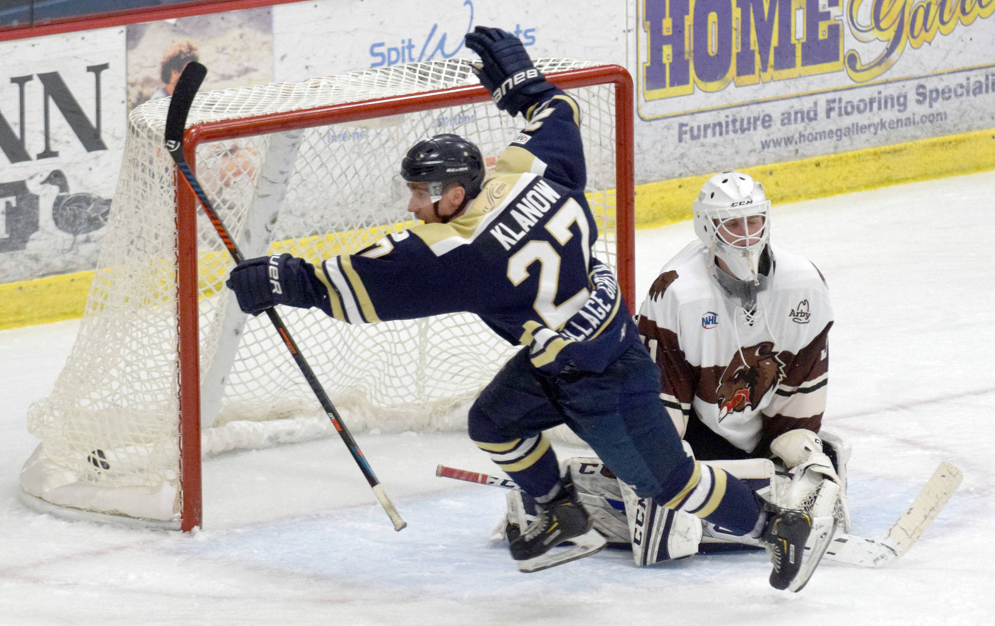 Max Klanow of the Janesville (Wisconsin) Jets scores short-handed on Kenai River Brown Bears goalie Danny Fraga on Sunday, Oct. 13, 2019, at the Soldotna Regional Sports Complex in Soldotna, Alaska. (Photo by Jeff Helminiak/Peninsula Clarion)