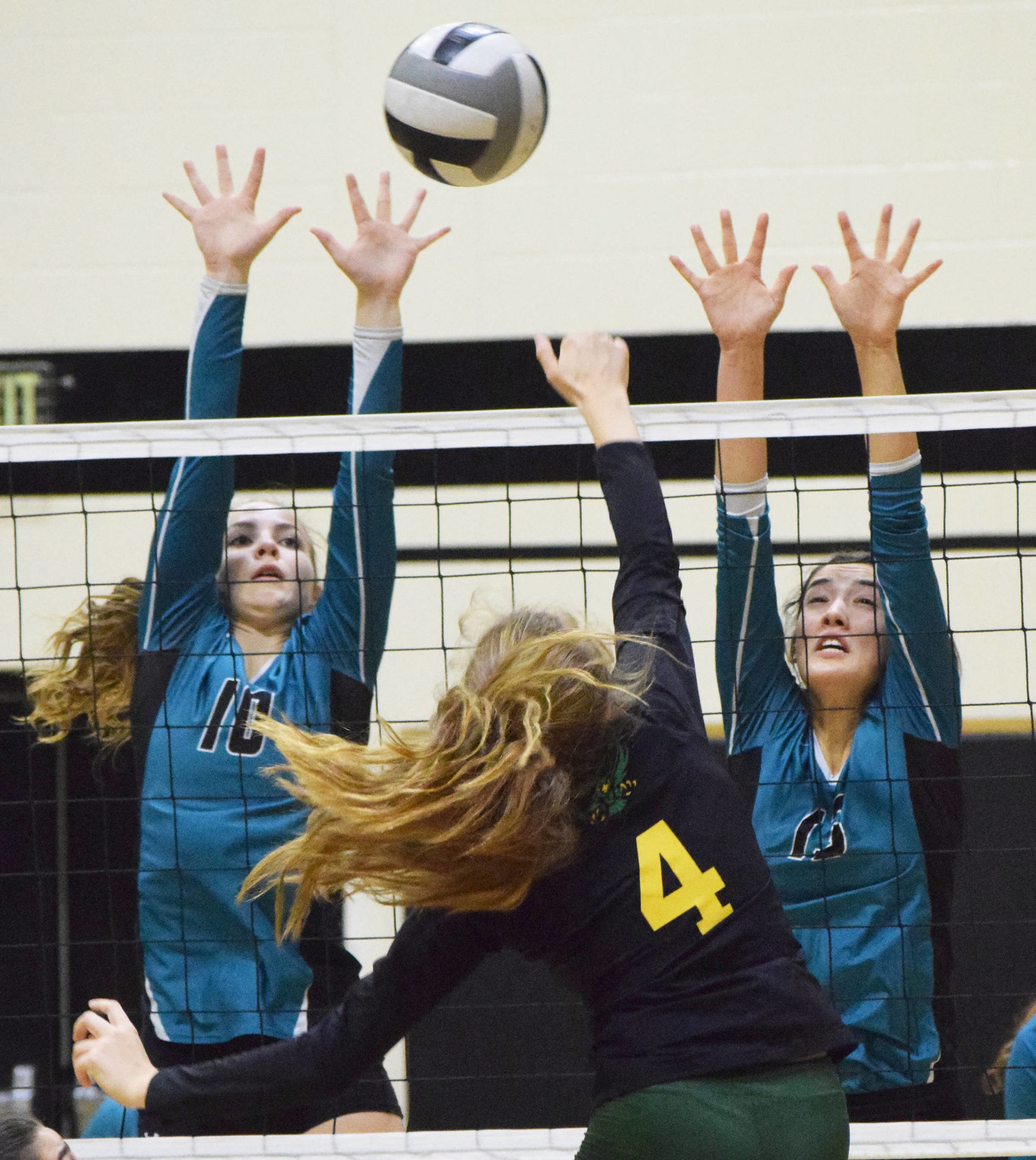 Nikiski volleyball sweeps Seward Peninsula Clarion