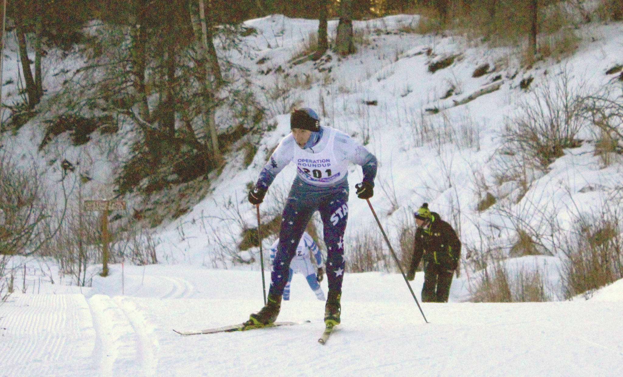 Soldotna’s Bradley Walters won the boys varsity race during the Government Peak Invitational on Friday. (Photo by Tim Rockey/Frontiersman)