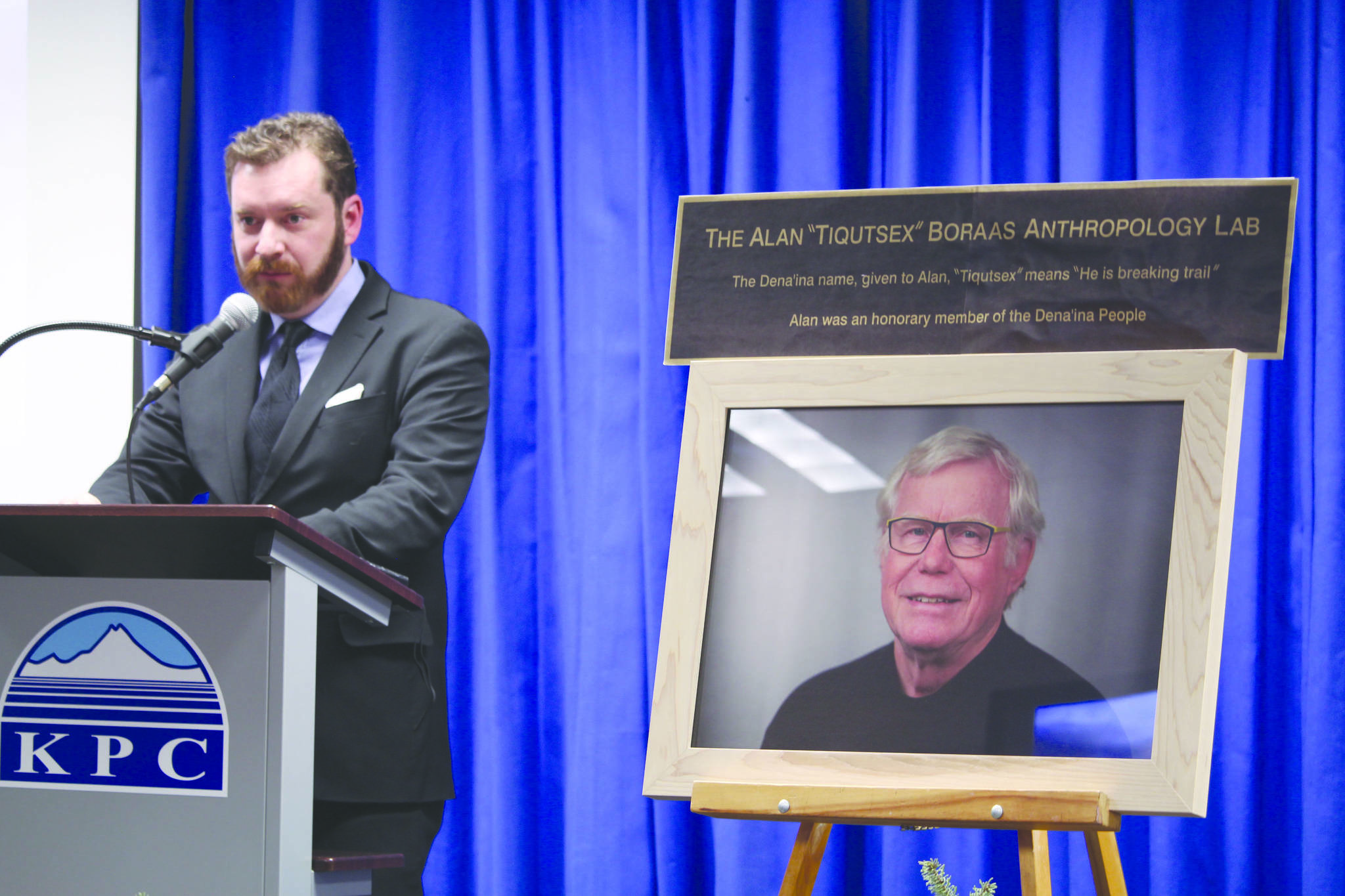 Erik Boraas speaks during the Celebration of Life for his father, Dr. Alan Boraas, at Kenai Peninsula College in Soldotna, Alaska on Friday, Jan. 17, 2020. (Photo by Brian Mazurek/Peninsula Clarion)