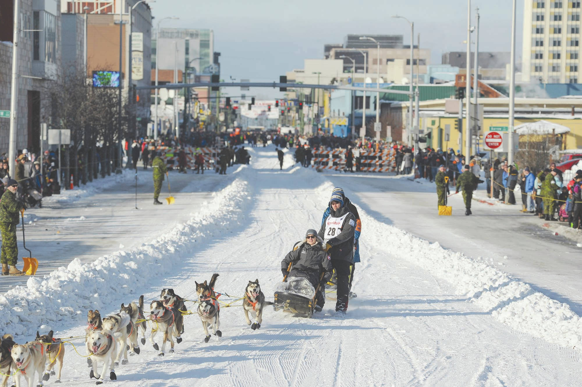 Aljaska - Page 4 20774024_web1_KPC_030320_alaskaairlines-iditarod_1