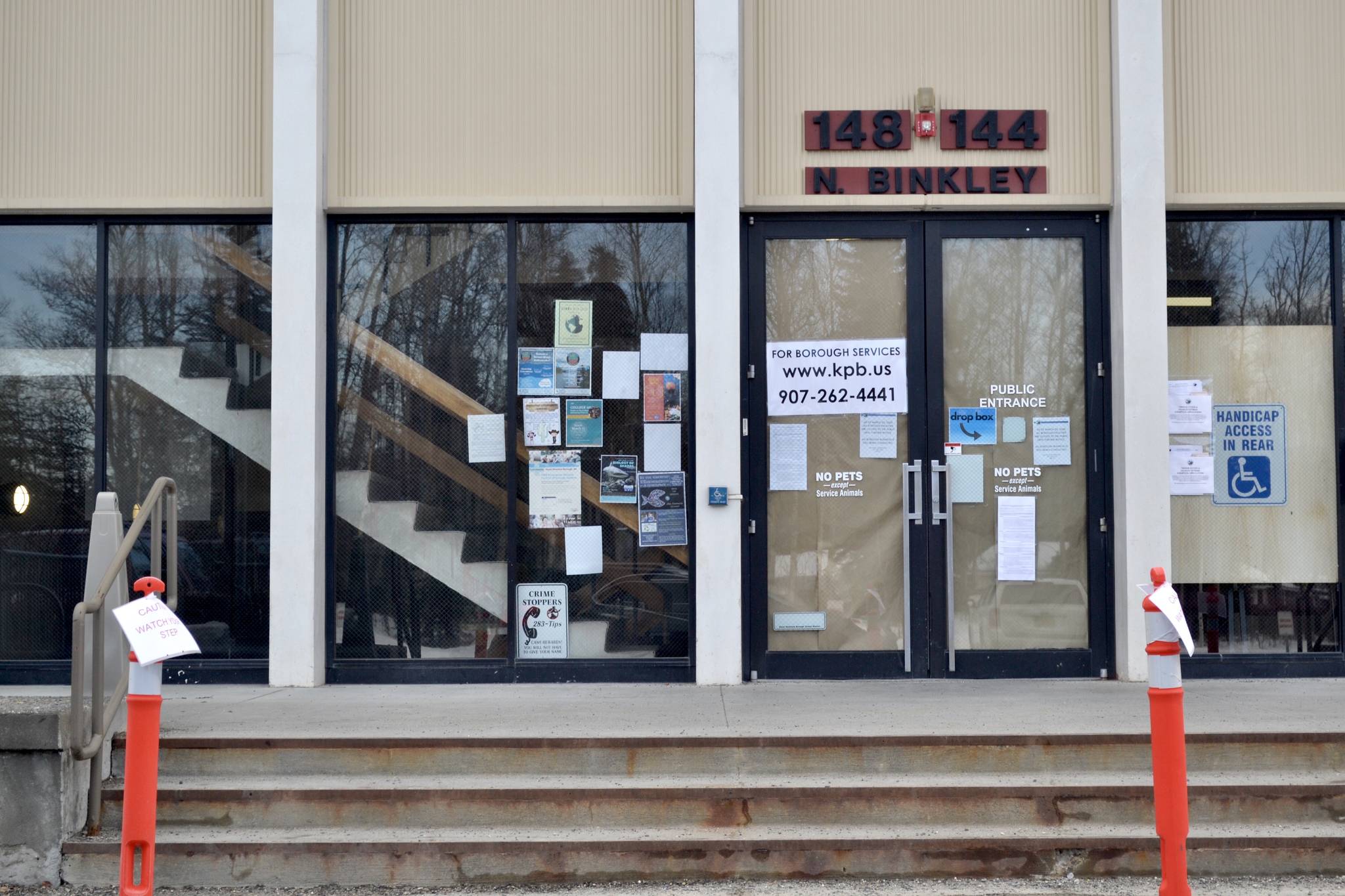 The Kenai Peninsula Borough School District and borough administration building is closed on March 26, 2020, in Soldotna, Alaska. (Victoria Petersen/Peninsula Clarion)