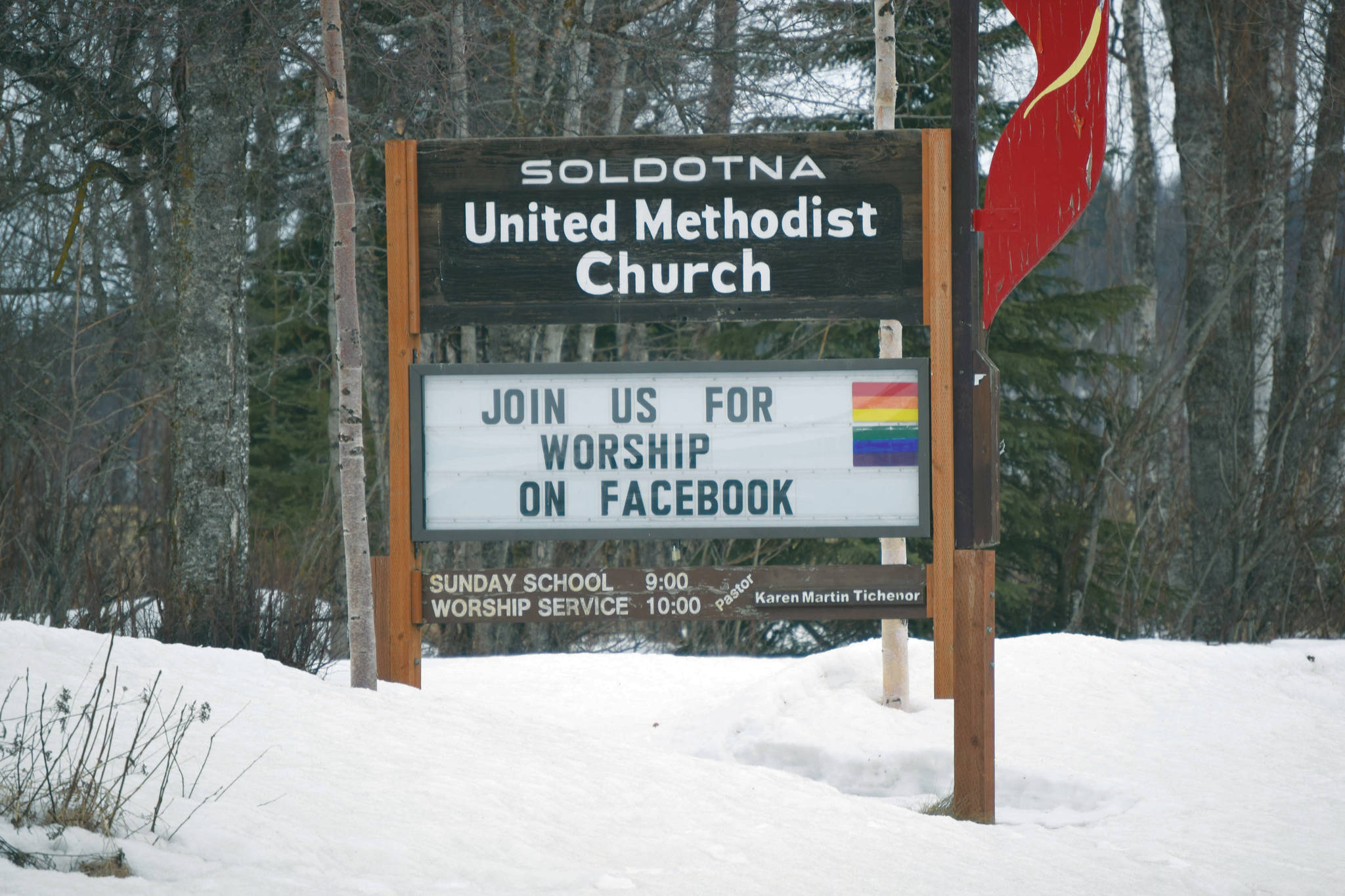 Soldotna United Methodist Church in Soldotna, Alaska, invites worshippers online with a sign seen Tuesday, April 7, 2020. (Photo by Jeff Helminiak/Peninsula Clarion)