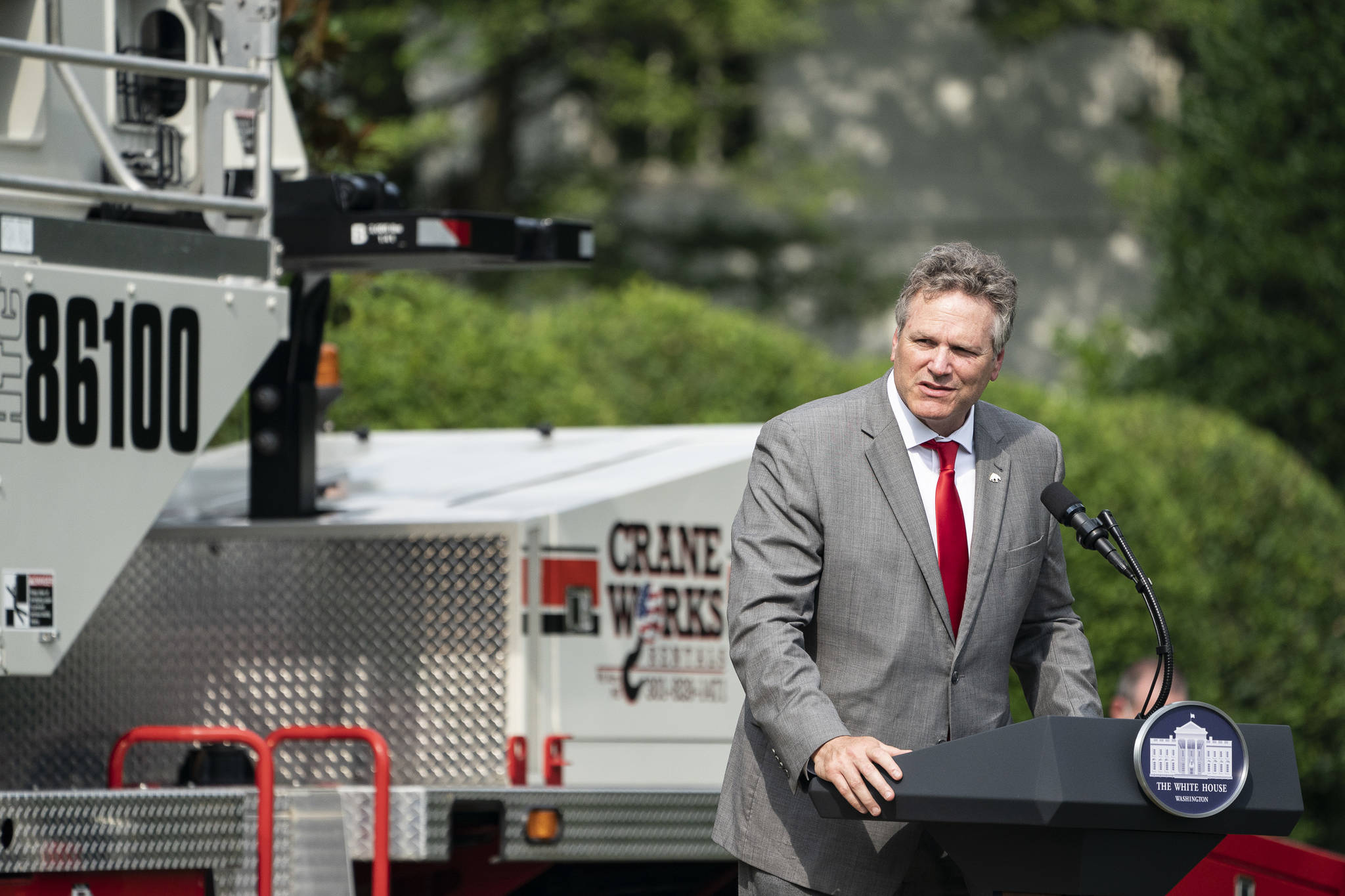 Dunleavy praises NEPA rollback at White House