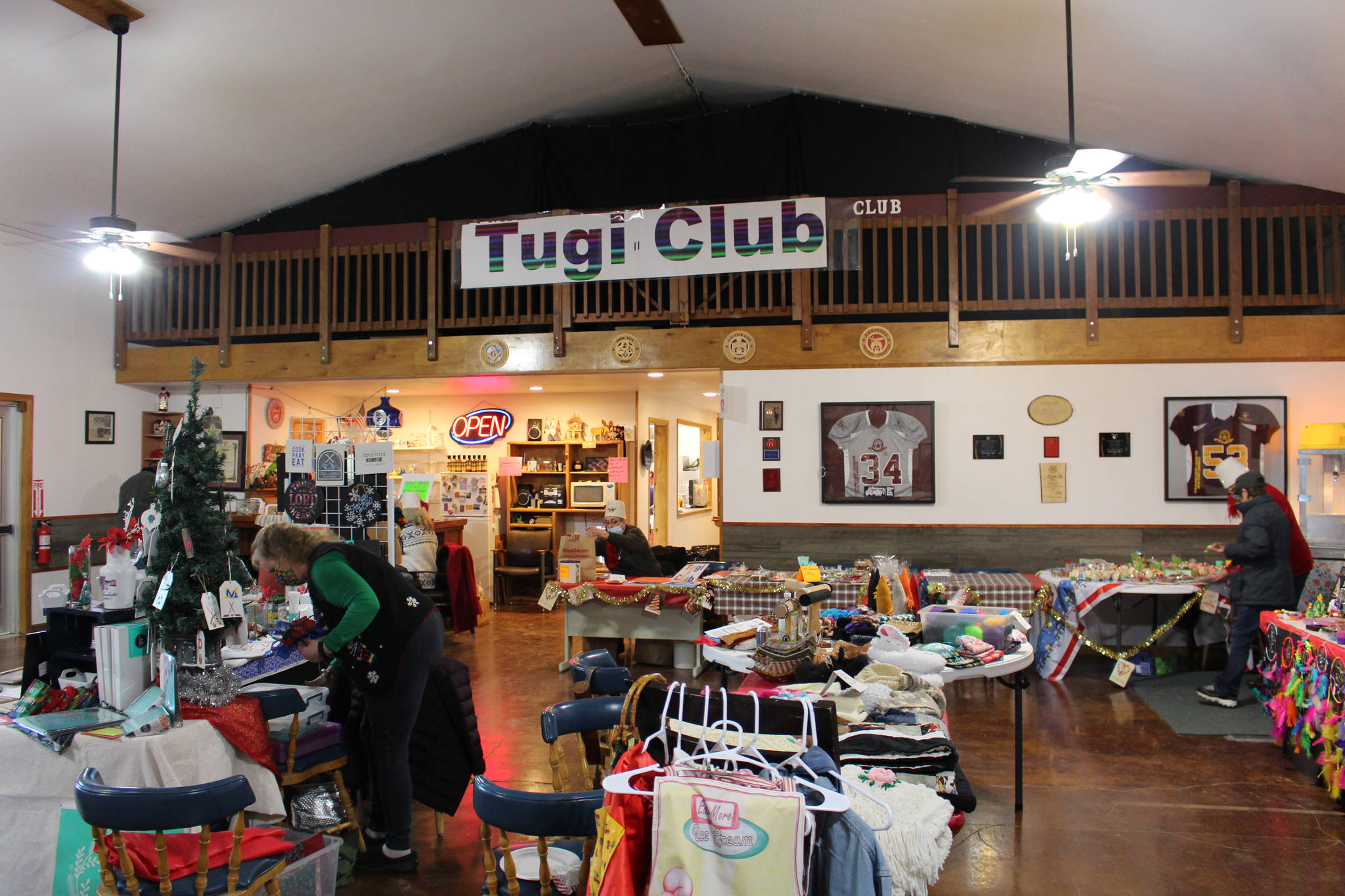 Photo by Brian Mazurek/Peninsula Clarion 
Members of the local Tugi II club of the Lady Shriners of Alaska held a craft fair at the Kenai Soldotna Shrine Club on Dec. 5 and Dec. 6 in Soldotna, Alaska, with proceeds from the fair going to Alaska Shrine Kids and the Kenai Peninsula Food Bank.