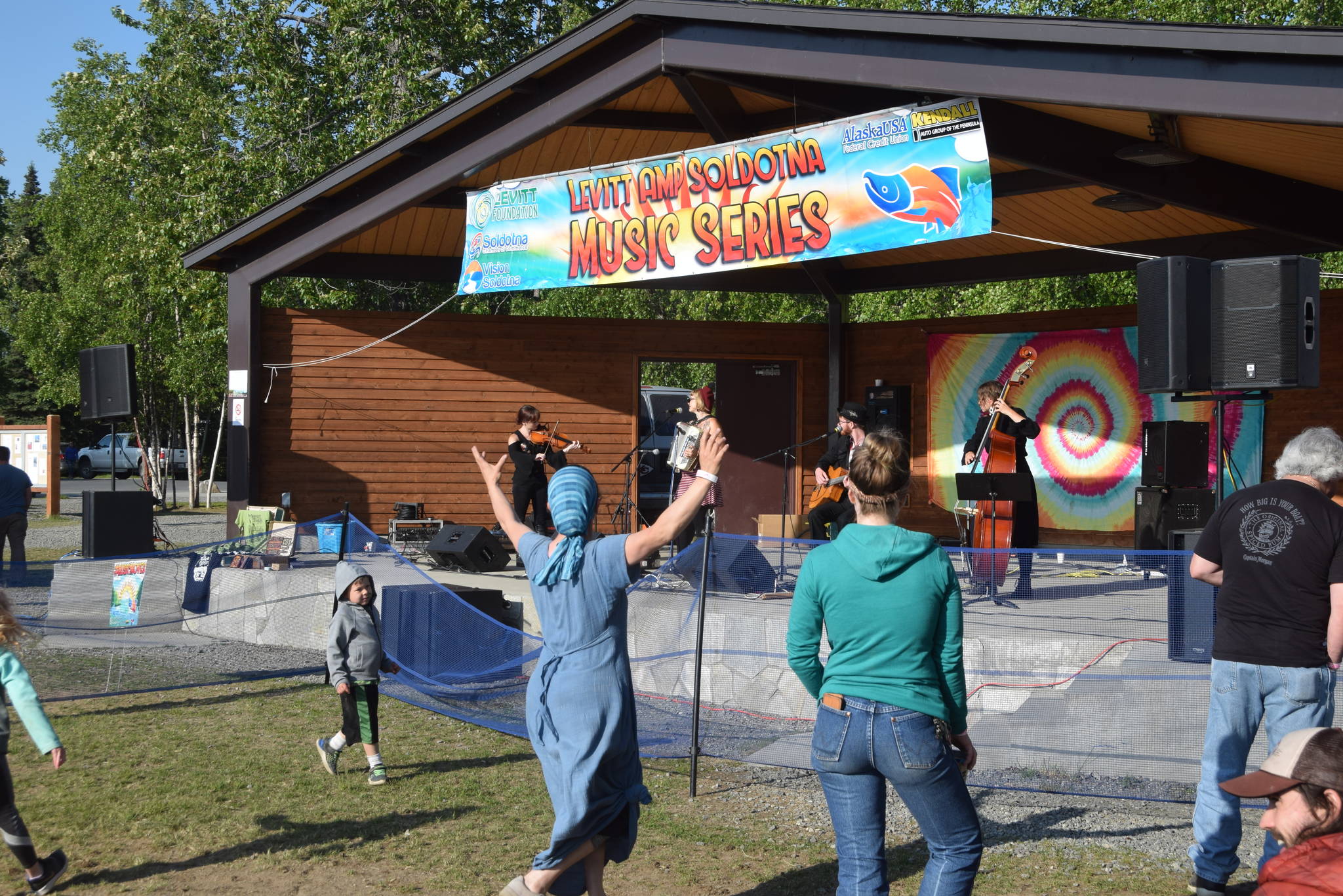 Resonant Rogues perform at Soldotna Creek Park during the Levitt AMP Soldotna Music Series on Wednesday, June 12, 2019. (Photo by Brian Mazurek/Peninsula Clarion)