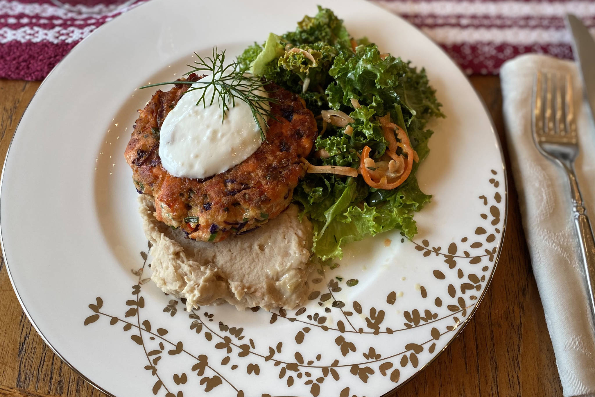 Bell pepper, cabbage and onions add flavor and texture to this salmon cake recipe. P(Photo by Tress Dale/Peninsula Clarion)