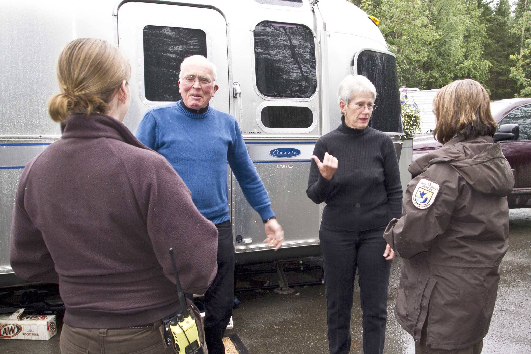 Volunteer campground hosts meet with Refuge Rangers at Hidden Lake Campground. (Photo by Berkley Bedell/USFWS)