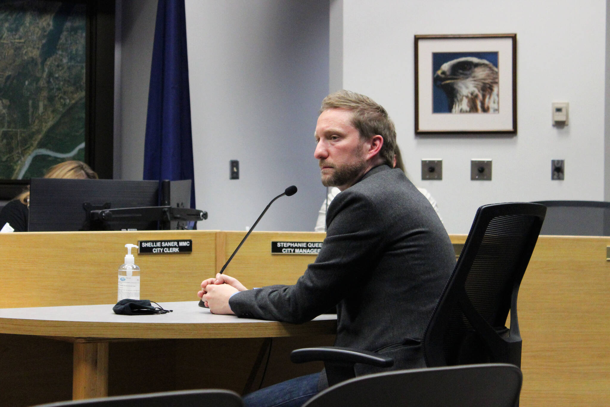 Alaskans for Better Elections Executive Director Jason Grenn presents on upcoming changes to Alaska elections during a meeting of the Soldotna City Council on Wednesday, Nov. 10, 2021 in Soldotna, Alaska. (Ashlyn O’Hara/Peninsula Clarion)