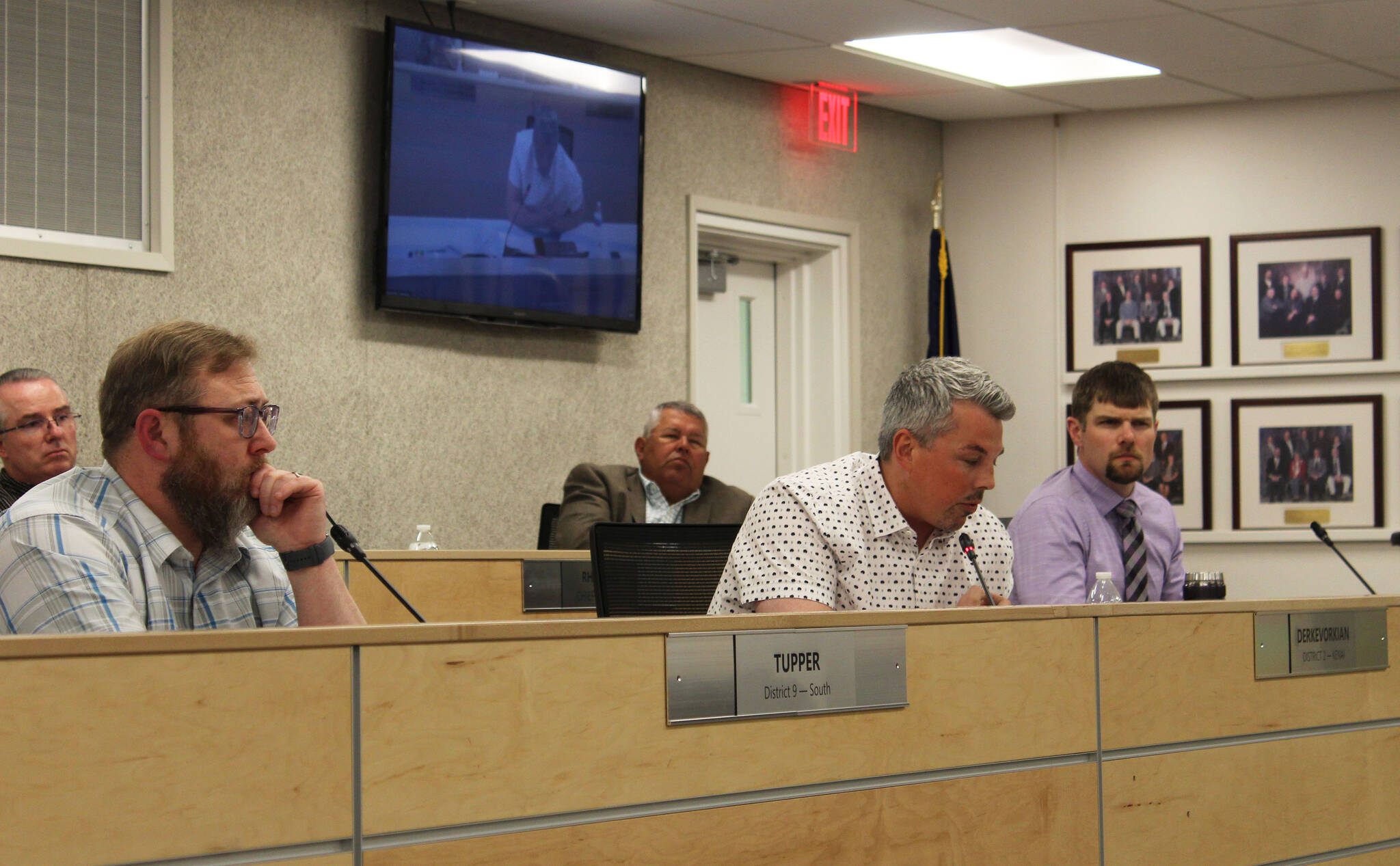 Assembly member Richard Derkevorkian (second from right) speaks during a meeting of the Kenai Peninsula Borough Assembly on Tuesday, May 3, 2022, in Soldotna, Alaska. (Ashlyn O’Hara/Peninsula Clarion)