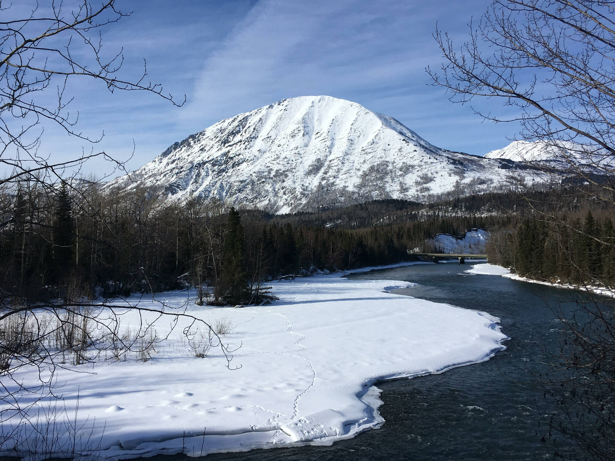 The Sterling Highway crosses the Kenai River near the Russian River Campground on March 15, 2020 near Cooper Landing, Alaska. (Jeff Helminiak/Peninsula Clarion)
The Sterling Highway crosses the Kenai River near the Russian River Campground on March 15, 2020, near Cooper Landing, Alaska. (Jeff Helminiak/Peninsula Clarion)