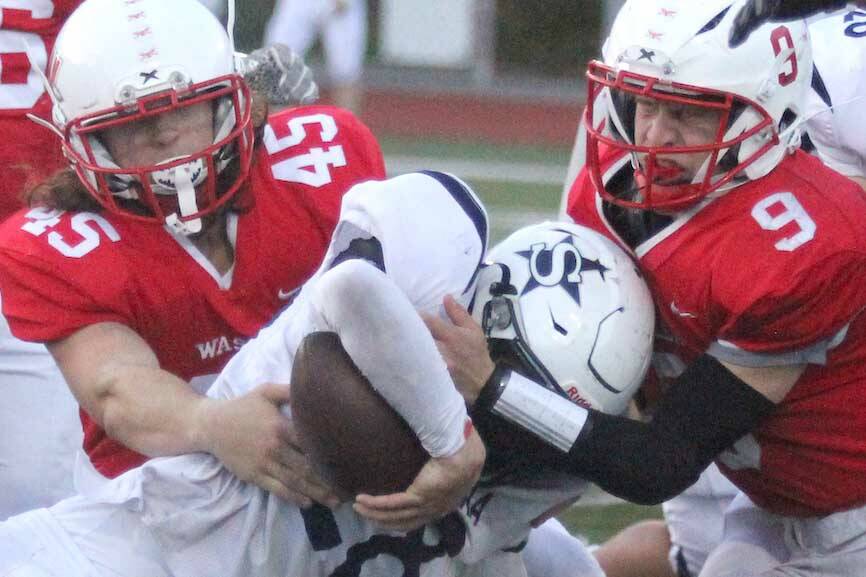 Soldotna's Wyatt Faircloth rushes against Wasilla on Friday, Sept. 23, 2022, in Wasilla, Alaska. (Photo by Jeremiah Bartz/Frontiersman)