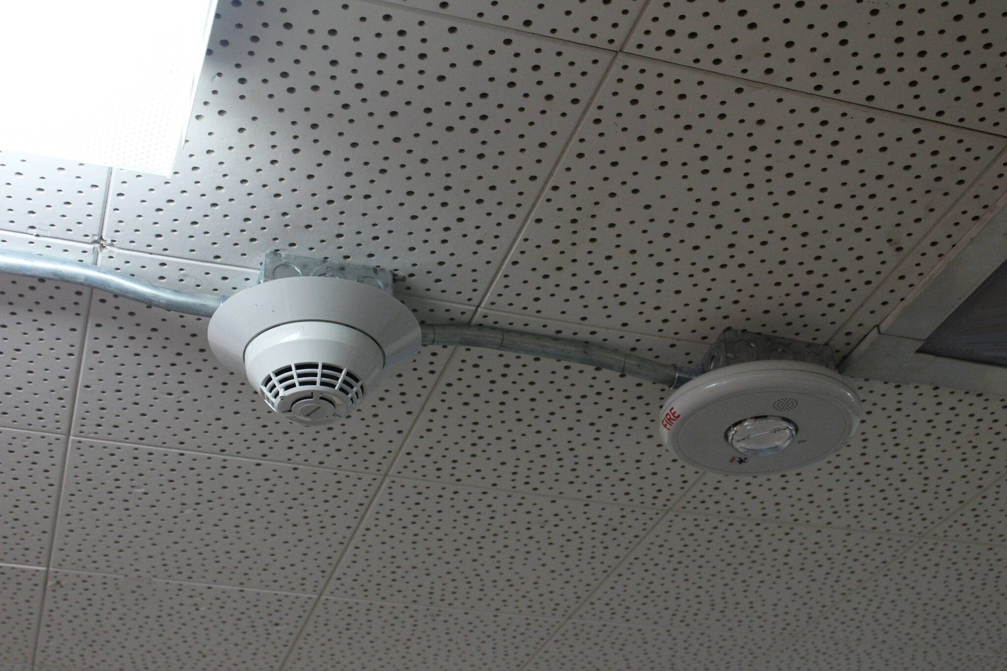 Fire alarms are mounted to the ceiling inside of Soldotna Elementary School on Friday, Sept. 30, 2022, in Soldotna, Alaska. (Ashlyn O’Hara/Peninsula Clarion)
