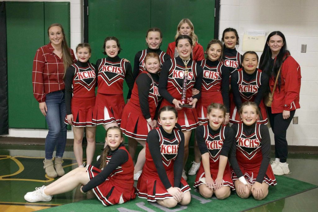 Mac-Hi cheerleaders R-A-L-L-Y in the classroom, News