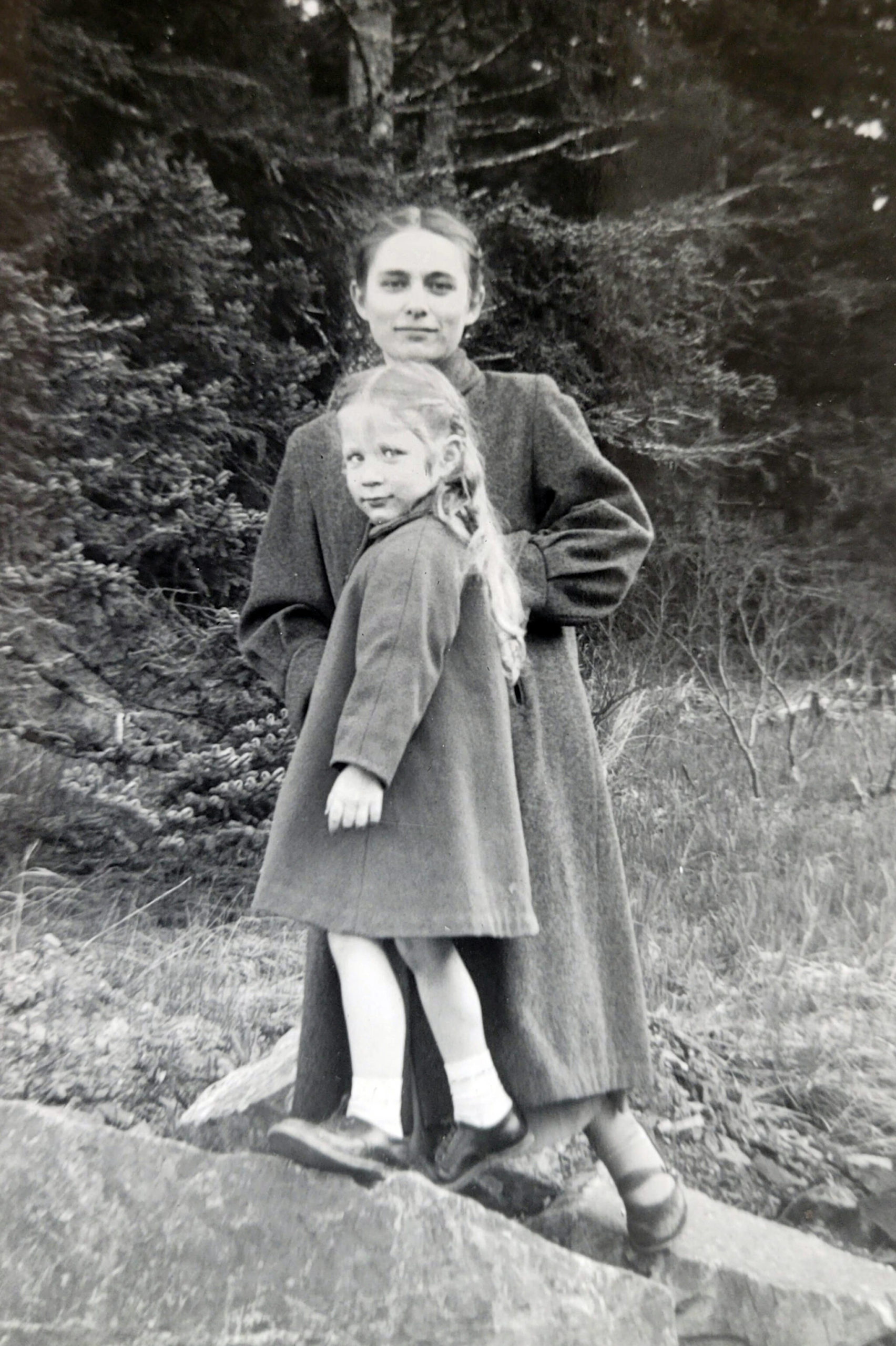 Marian and Grace pose near Kenai, circa 1959-60. (Photo courtesy of Ben and Marian Goble)