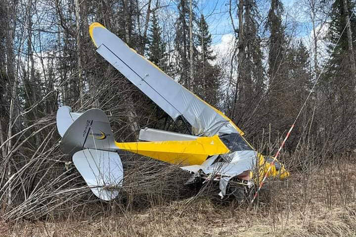 A plane sits in brush on Fontaine Ave. at around 5:45 p.m. after a crash on Thursday, May 11, 2023, near Sterling, Alaska. (Photo courtesy Alisha Joe)