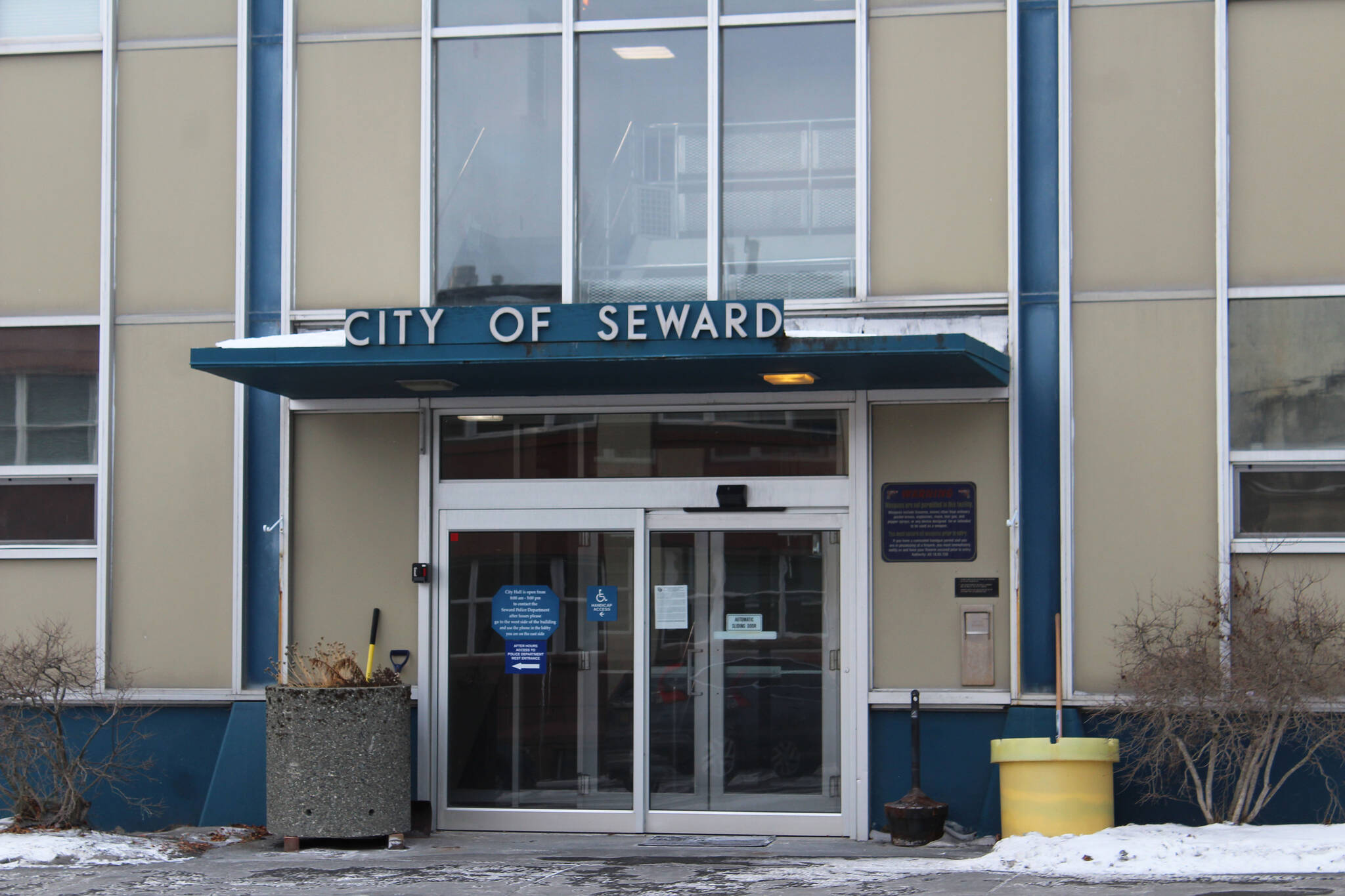 Signs direct visitors at Seward City Hall on Sunday, Nov. 28, 2021, in Seward, Alaska. (Ashlyn O’Hara/Peninsula Clarion)