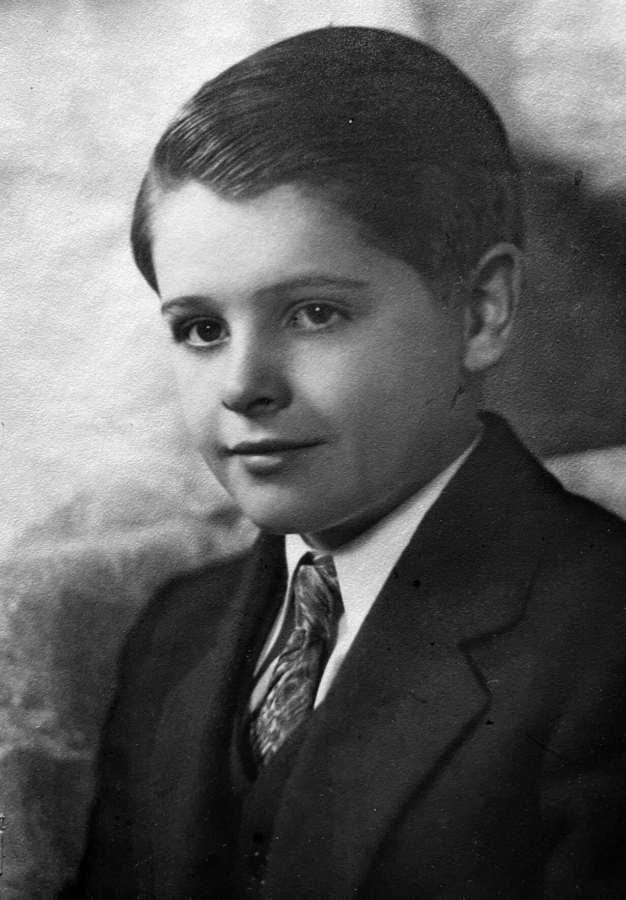 The “poor little rich boy,” Larry Lancashire, at about age eight, near Toledo, Ohio. (Photo courtesy of the Lancashire Family Collection)