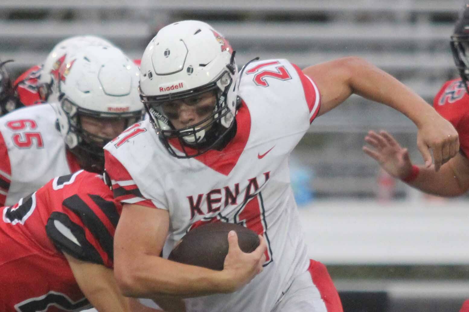 Kena Central running back William Wilson moves for a gain during a 14-13 loss to Houston on Friday, Sept. 8, 2023, in Houston. (Photo by Jeremiah Bartz/Frontiersman)