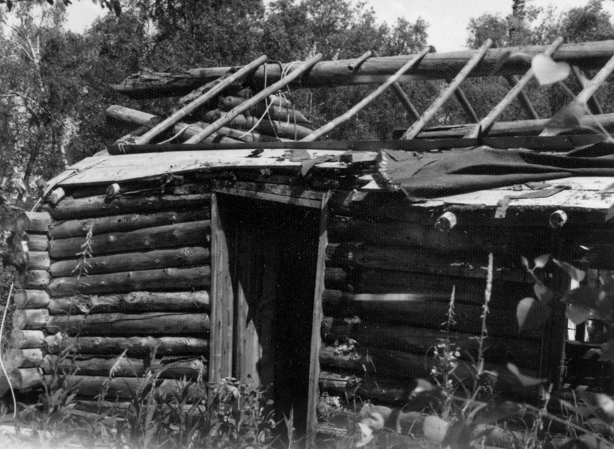 Photo courtesy of the Lancashire Family Collection
After the Lancashire family moved out of their original homestead cabin and into a new frame home, the old structure began to deteriorate. Eventually, the family destroyed the old cabin.