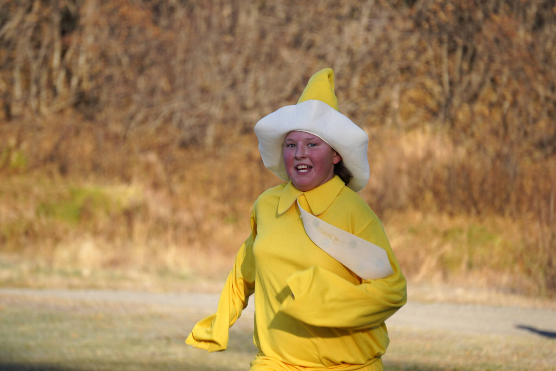 Costume caper draws 2 dozen for a chilly morning fun run Peninsula