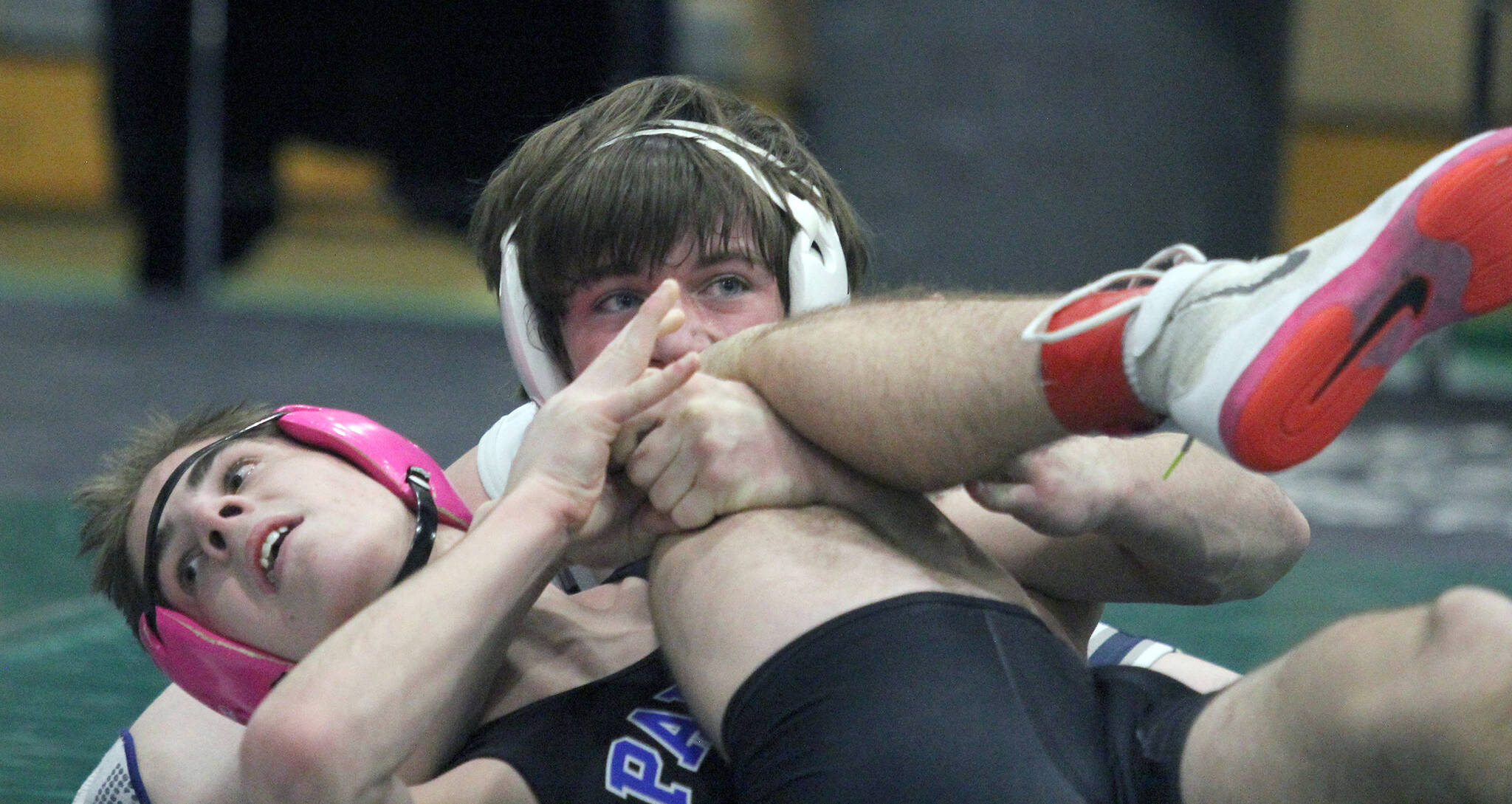 SoHi girls defend NLC wrestling title; Stars boys take 2nd