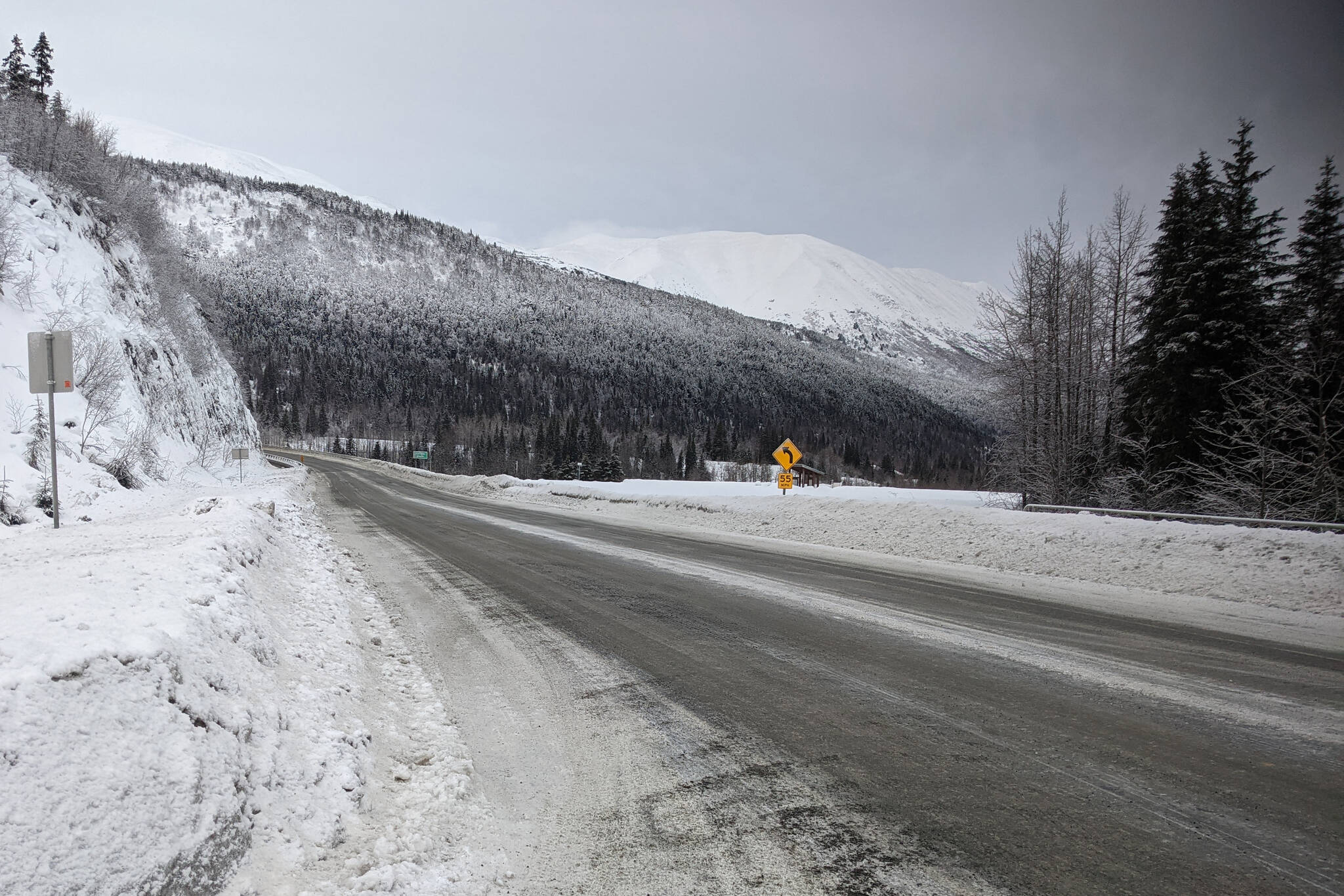 Snow is piled along the Seward Highway near the Hope Highway cutoff in Alaska on Thursday, Dec. 24, 2020. (Photo by Erin Thompson/Peninsula Clarion)